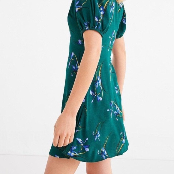 Urban Outfitters Emerald Green Floral Dress. Pre-Owned. - Picture 5 of 12